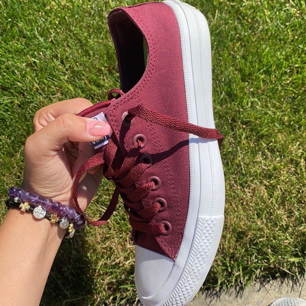 Converse - Picture 2 of 2